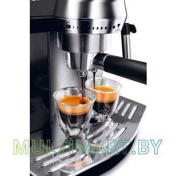 Рожковая помповая кофеварка DeLonghi EC 820.B картинка 2